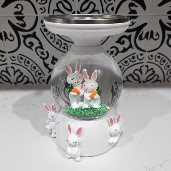 Bath & Body Works Accents 222 Bath Body Works Easter Bunny Water Globe 3 Wick Candle Holder